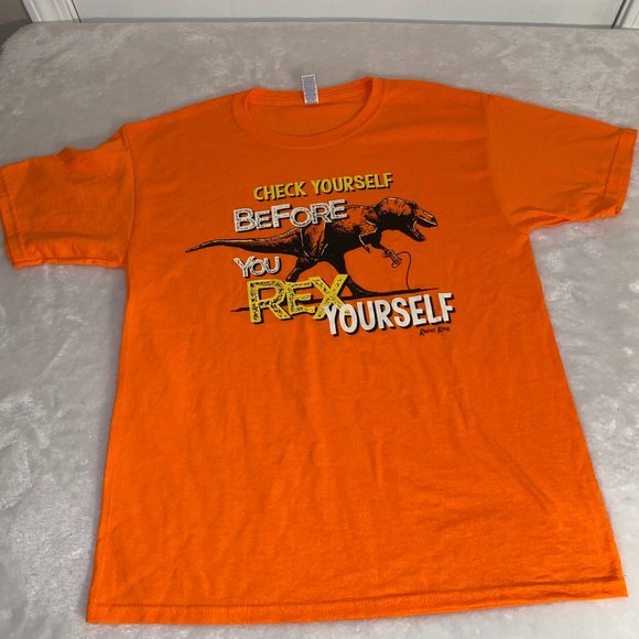 - Youth XL t shirt gaming NWOT T-Rex Dinosaur Adult XS/S - Picture 1 of 1